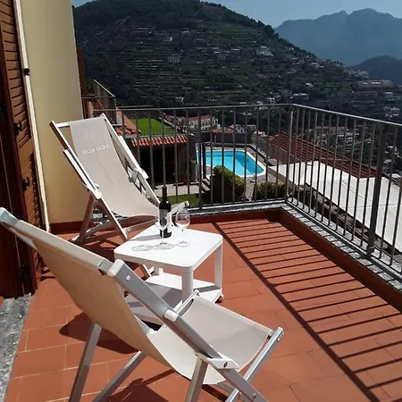 Laura Near Ravello